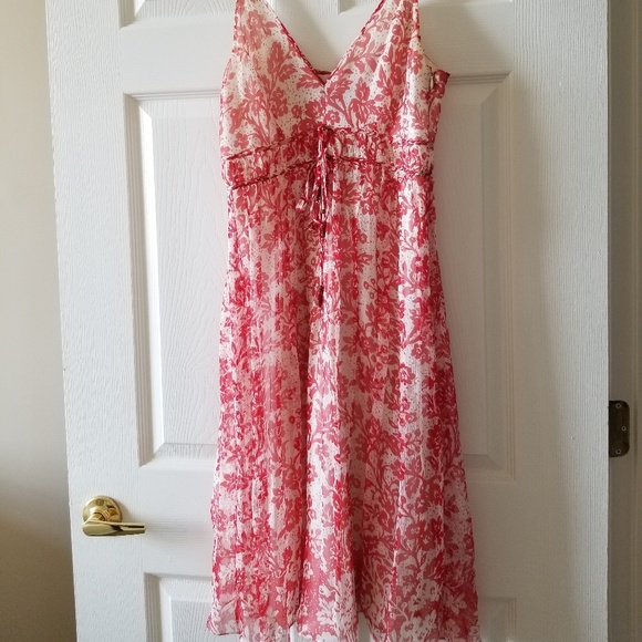 Laundry By Shelli Segal Dresses & Skirts - WILL DONATE LAST CALL LAST CHANCE Laundry by Shelli Segal 100% Silk